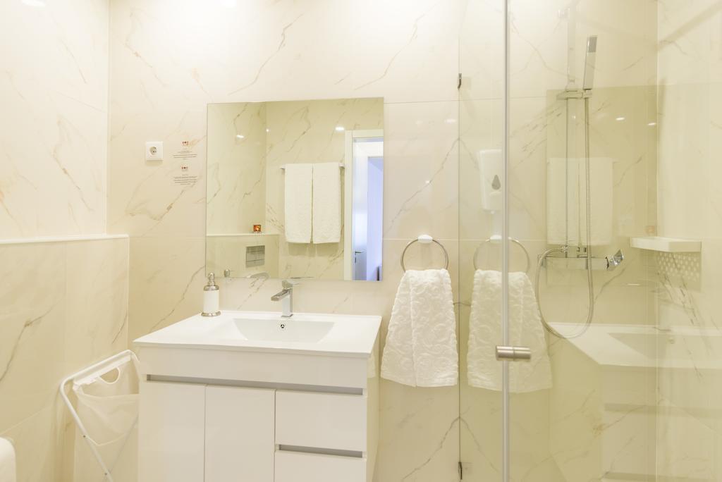 Tea 4 Nine Guest House ブラガ エクステリア 写真